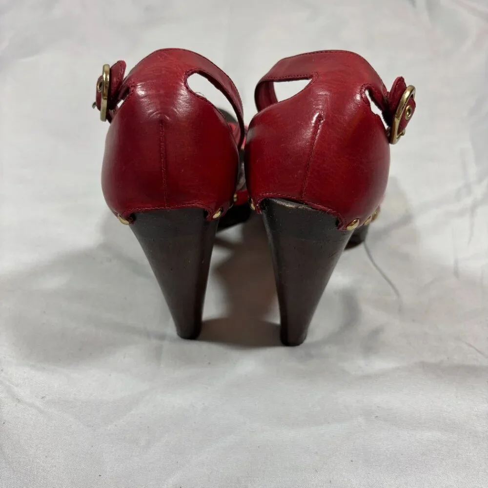 Vince Camuto Red Brown Open Toe Suede Platform Heel Ankel Strap Sandal Size 7